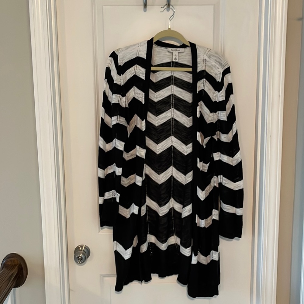 COPY - White House Black Market  sweater WHBM  black and white chevron cardigan